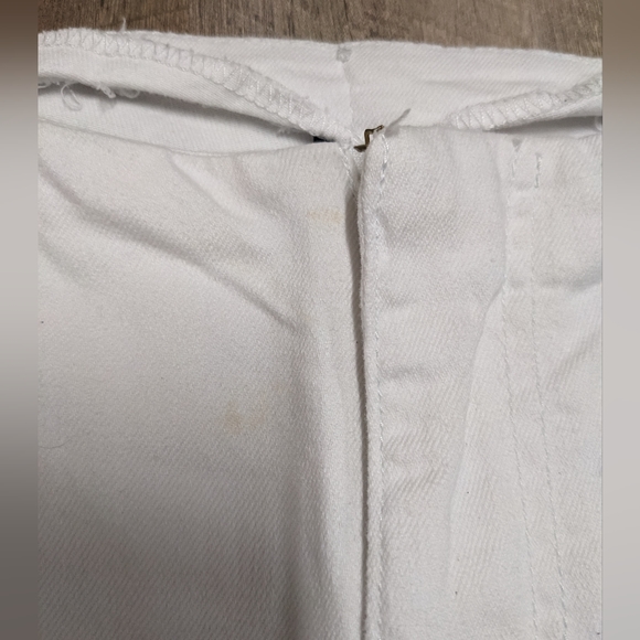 Shein White Bell Bottoms High Rise Raw Leg Hem Size 4 - Picture 3 of 11